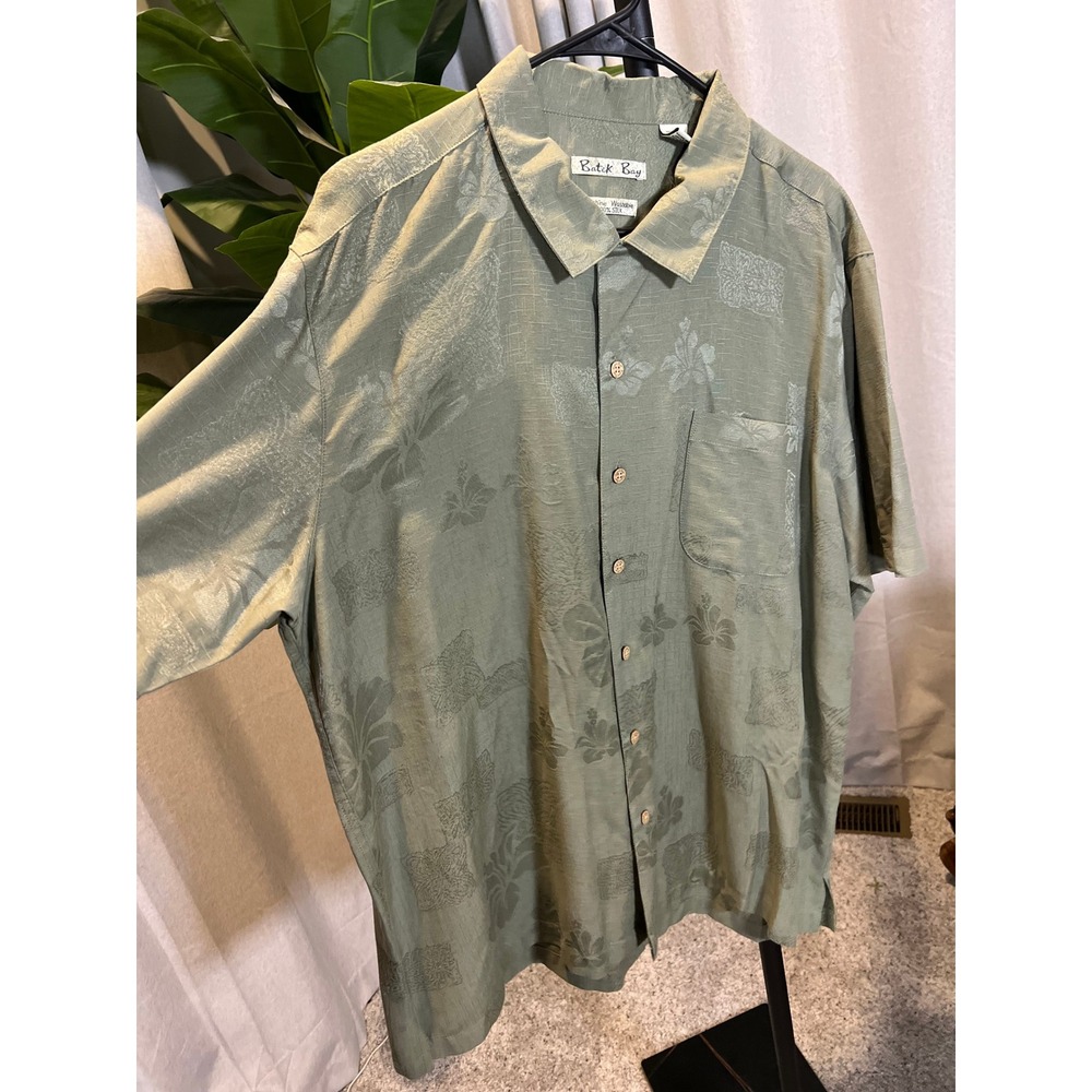 Batik Bay Mens XL Silk Shirt Sage Green Floral Jacquard Short Sleeve Button Down